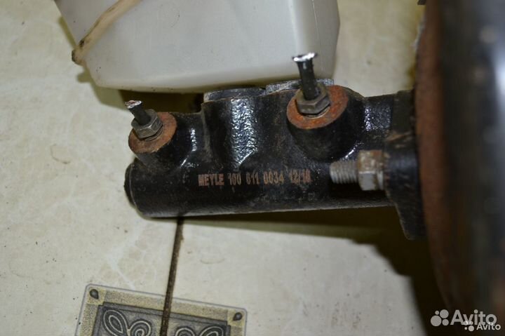 Тормозной вакуум Renault Symbol