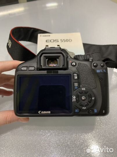 Зеркальный фотоаппарат