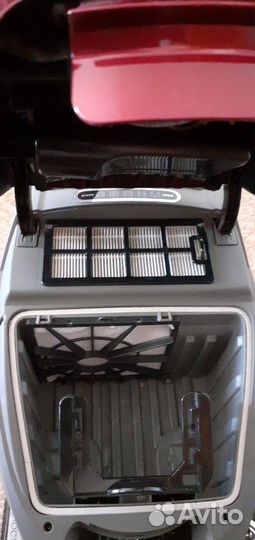 Пылесос Redmond RV 310