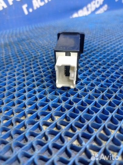 Кнопка обогрева сидений Chery Amulet A15 седан