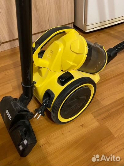 Пылесос karcher VC 3 Floor