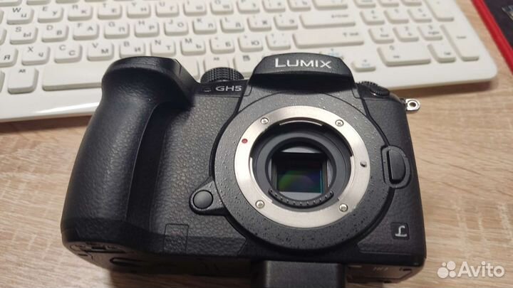 Камера Panasonic gh5 body
