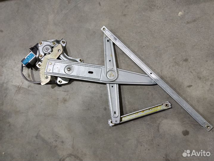 Стеклоподъемник передний правый C6104200 для Cebri