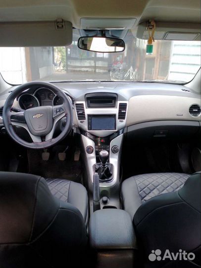 Chevrolet Cruze 1.6 МТ, 2010, 118 000 км