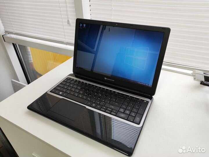 Классный ноутбук Acer с гарантией