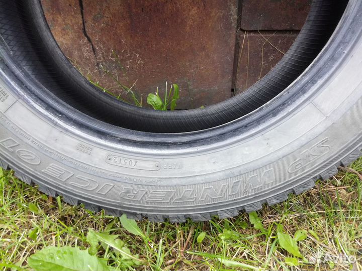 Dunlop SP Winter Ice 01 215/60 R17