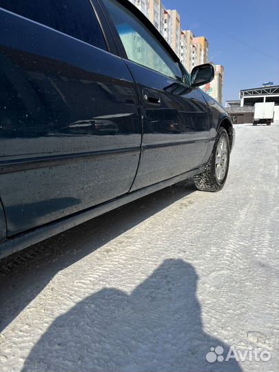 Toyota Camry 2.2 AT, 1997, 320 000 км