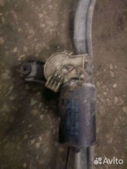 Трапеция дворников с мотором гольф 2