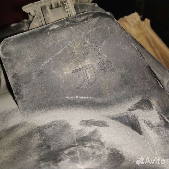 Левая и правая Фара Тойота Прадо 150