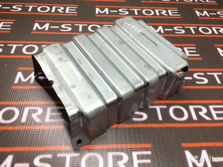 Кронштейн подлокотника Mercedes-Benz S-Class W221