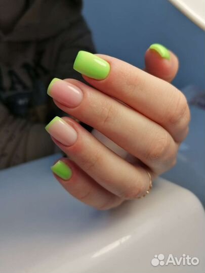 Маникюр, педикюр