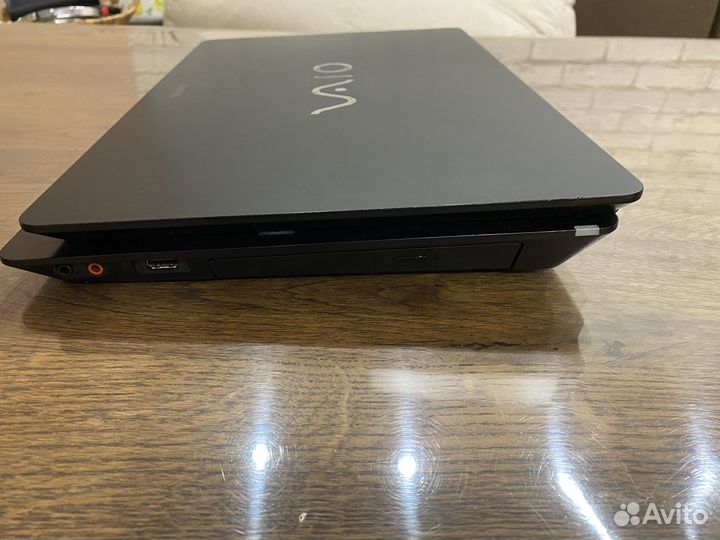 Ноутбук sony vaio pcg-81311L