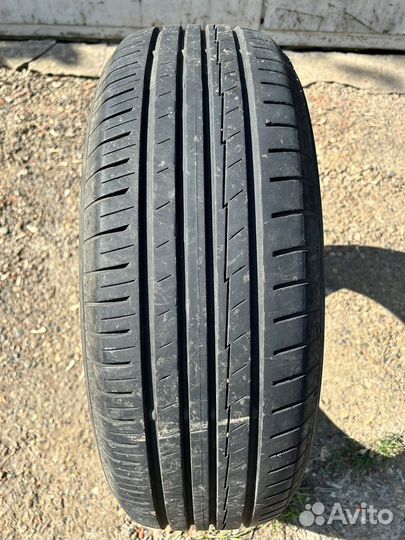 Yokohama BluEarth AE50 215/65 R17 99