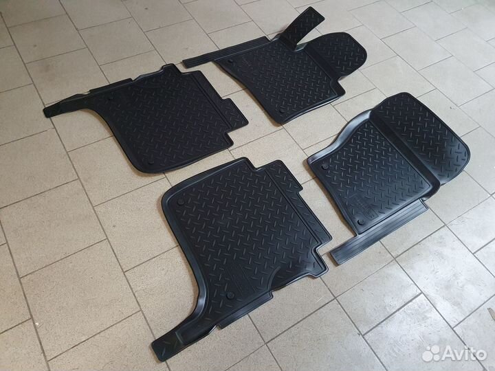 Коврики в салон Volkswagen Touareg II (2010-2018)