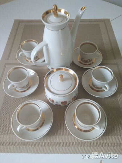 Кофейный сервиз фарфоровый СССР. Полоное