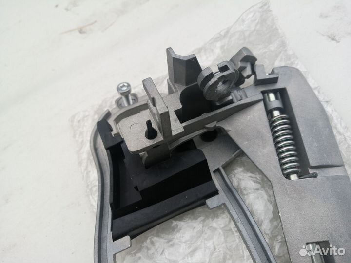 Механизм каркас левой ручки двери BMW X5 e53