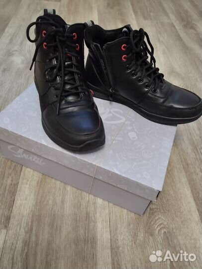 Ботинки детские осенние р.35