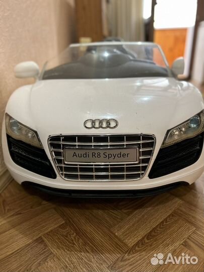 Детский электромобиль audi