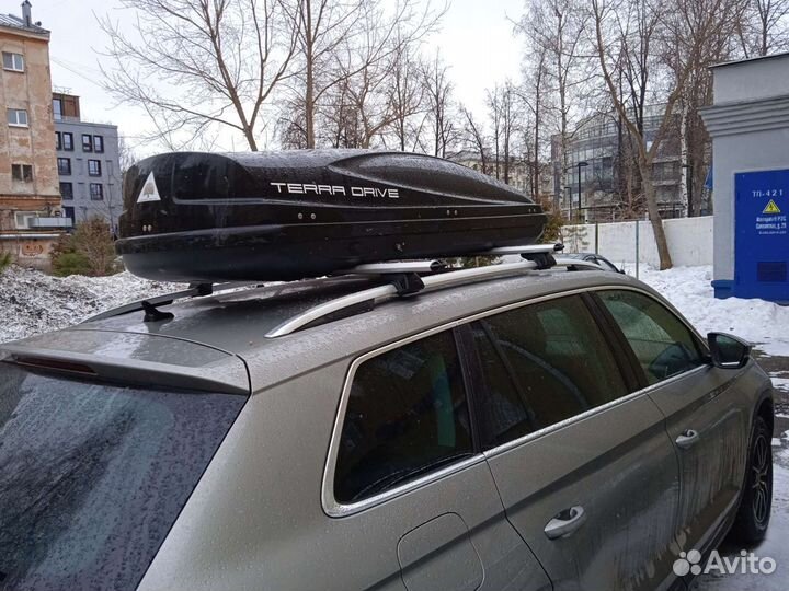 Автобоксы и багажники на крышу авто
