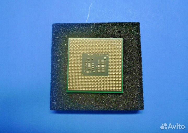 На ноут Intel Core i5 560M 4ядра Socket G1