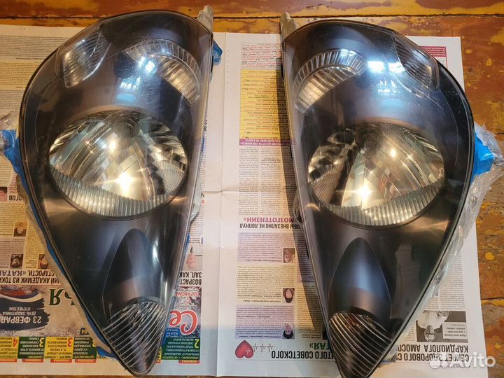 Фары на honda fit 2001 года