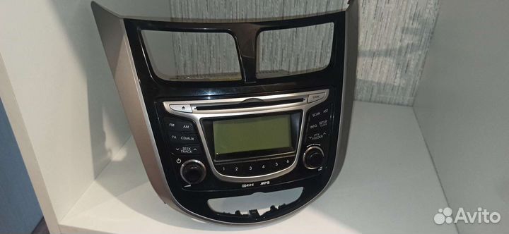 Магнитола на hyundai solaris 1 и на киа Рио 4