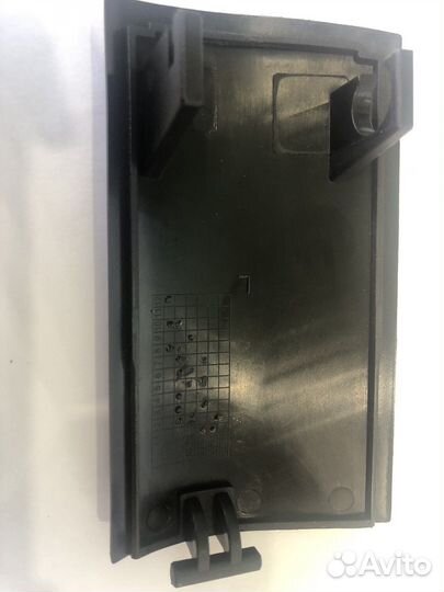 Крышка опоры Хантер LUX (л)