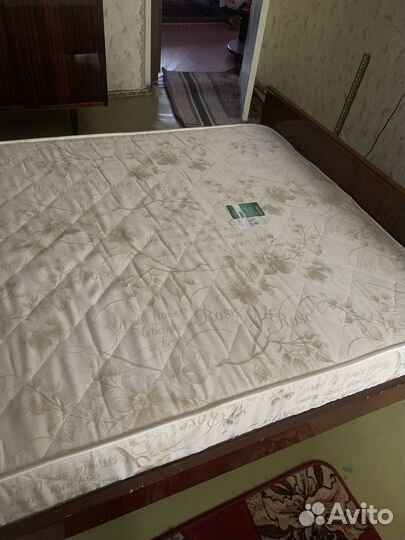 Матрас 160х200 бу