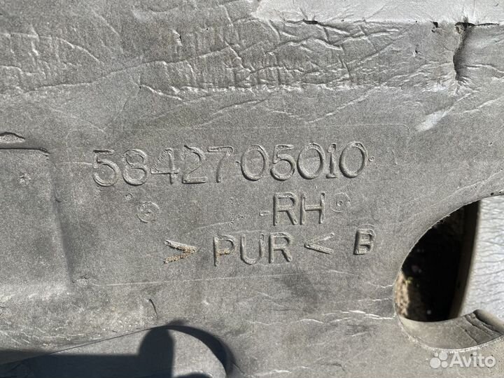 Органайзер в багажник Toyota Avensis 2003-2008