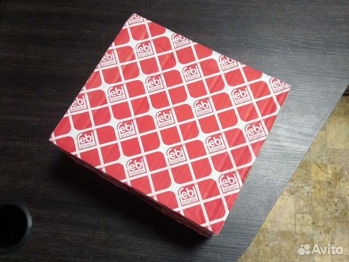 Подвесной Мерседес Atego