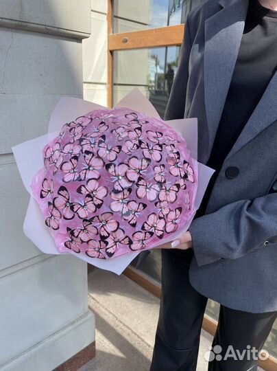 Светящийся букет из бабочек