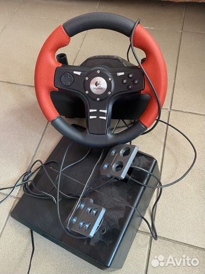 Руль logitech игровой с педалями