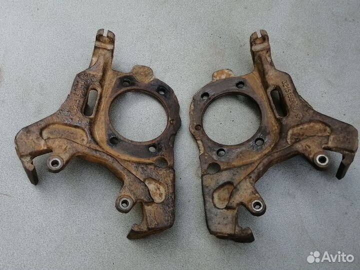 Задняя цапфа для Ford Explorer (U2) 1994-2003