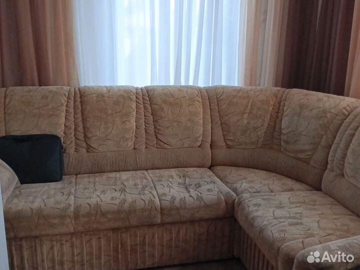 Угловой диван бу