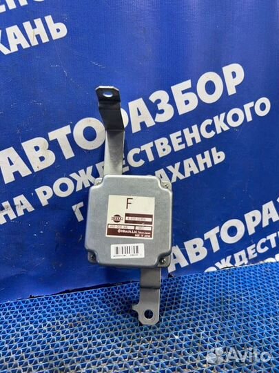 Блок управления раздаткой Nissan Murano Z50