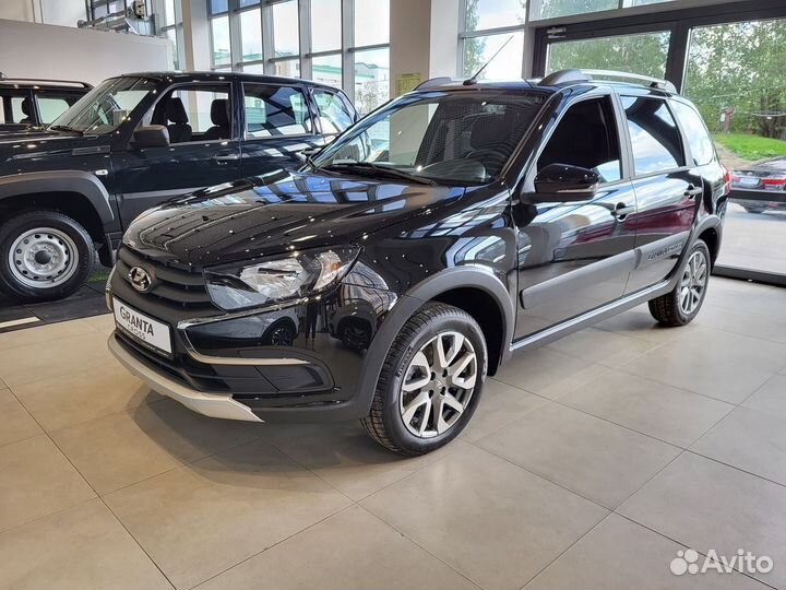 LADA Granta, 2023
