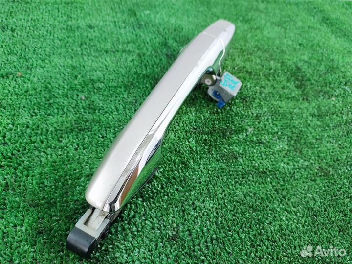 Ручка наружная двери задней правой Honda Civic 4D