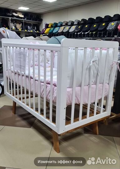Новая кроватка со съемной стенкой, массив берёзы