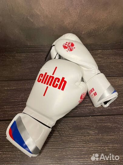 Боксерские перчатки Clinch