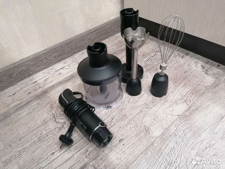 Блендер погружной Polaris PHB 0817L