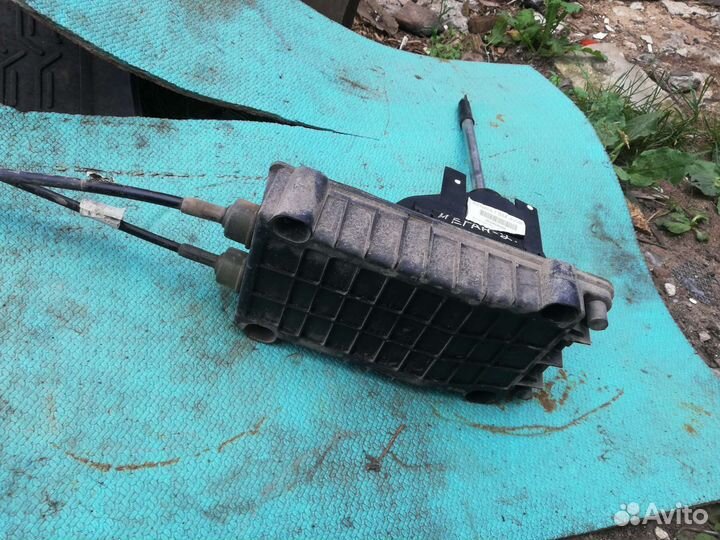 Селектор МКПП Рено Меган 2