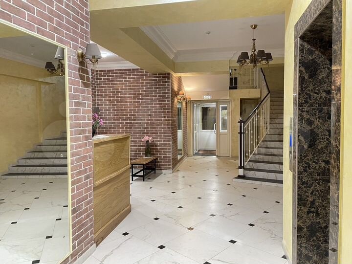 3-к. квартира, 143 м², 3/9 эт.