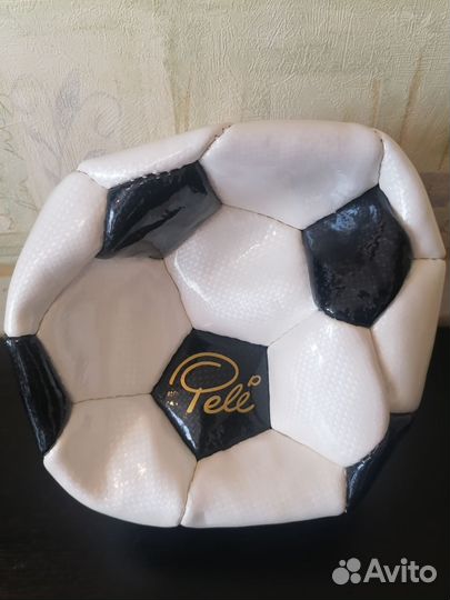 Футбольный мяч новый