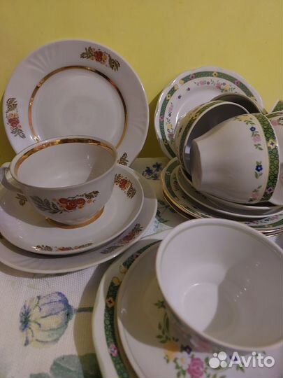 Чайные тройки - чашка чайная, блюдце, пирожковая