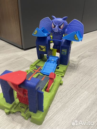 Гоночный трек hot wheels