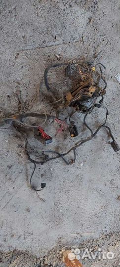 Проводка подкапотная на Volkswagen Passat B6