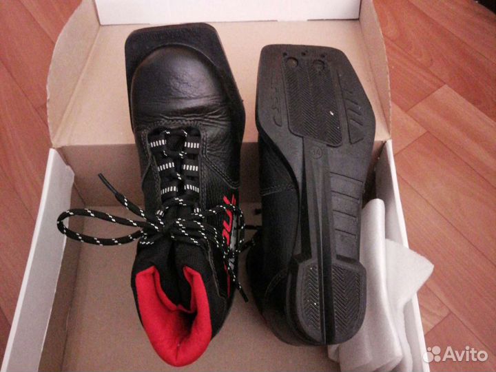 Лыжные ботинки натуральная кожа