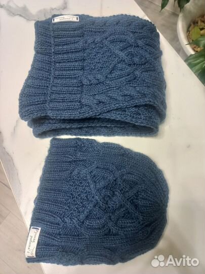 Комплект шапка и шарф женские новые