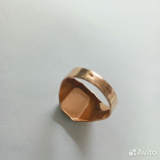 Мужская золотая печатка