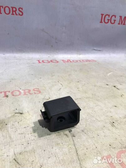 Кронштейн (сопут. товар) BMW 3 f30 2011